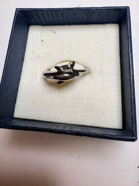 Vintage Coach 1996 Sterling Silver Double Dolphin Ring